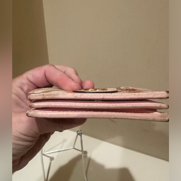 Gucci Marmont Limited Edition Floral Bifold Wallet - Picture 8 of 11